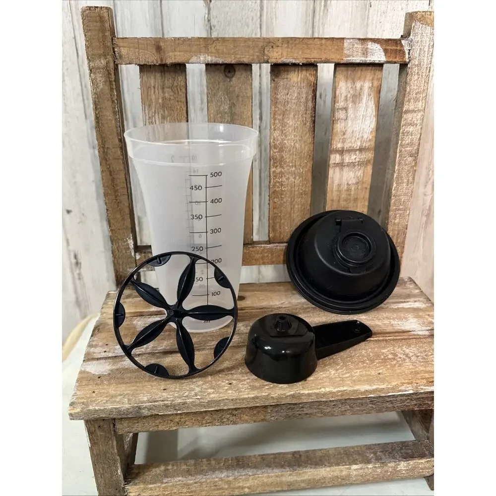 Vintage New Tupperware Black And Tan Insulated Zip Lunch Set With Bonus Items